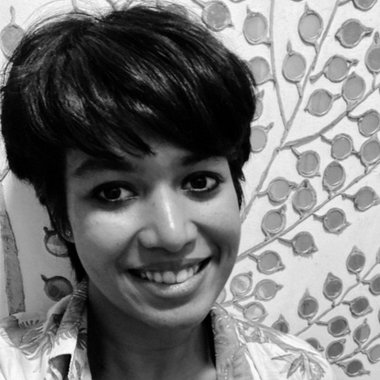 Tithee D. - Freelance Graphic Designer
