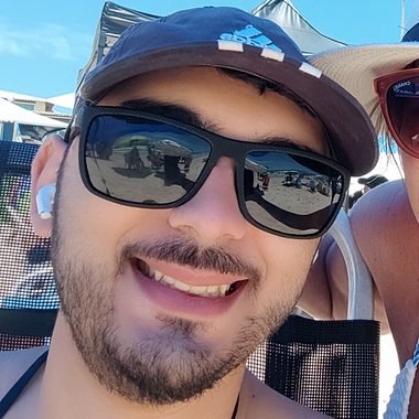 Daniel C. - Freelance Data Analyst