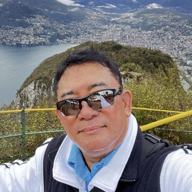 Leo P. - Freelance Web Designer