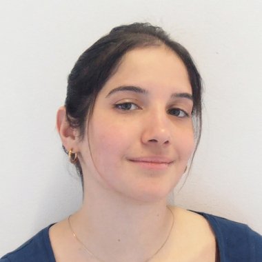 Giulia G. - Freelance Brand Designer