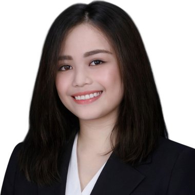 Ella B. - Freelance Content Creator