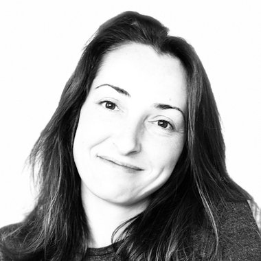 Neda V. - Freelance Ai Prompt Engineer