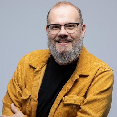 Eric N. - Freelance Ai Prompt Engineer