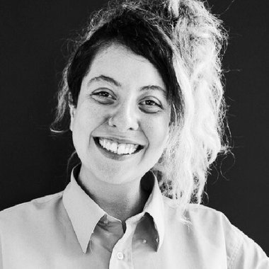 Mariana C. - Freelance Product Designer