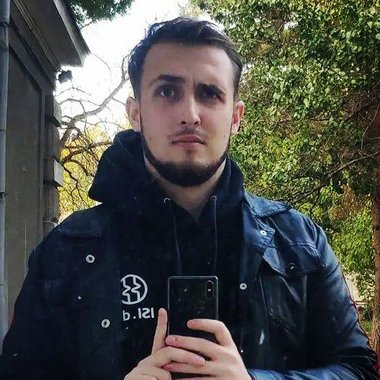 Denis V. - Freelance Ux Designer