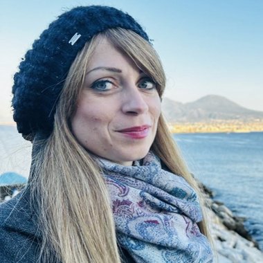 Ester V. - Freelance Videographer