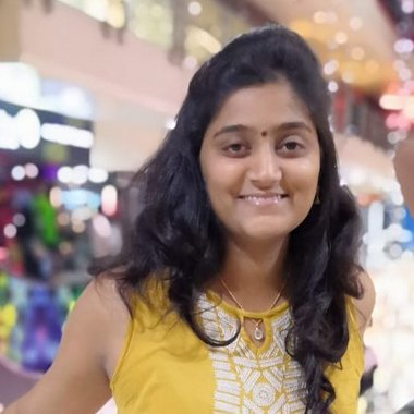 Vani M. - Freelance Designer