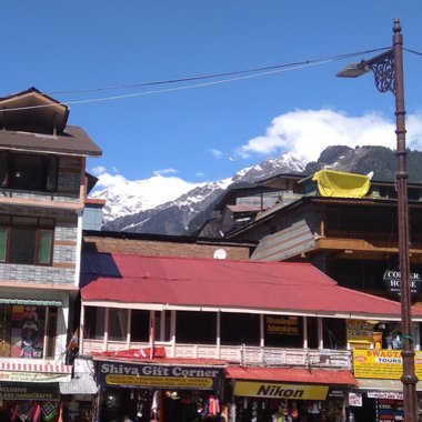 Fatima1993 - Freelance Graphic Designer