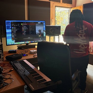 Dominic R. - Freelance Audio Engineer
