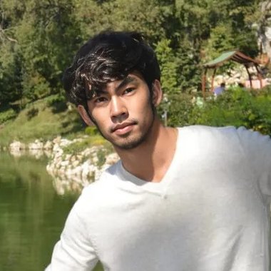 Mako M. - Freelance App Developer