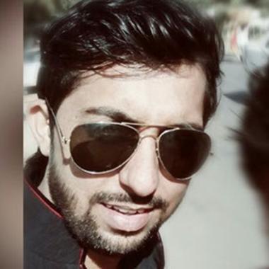 Mukesh P. - Freelance Designer