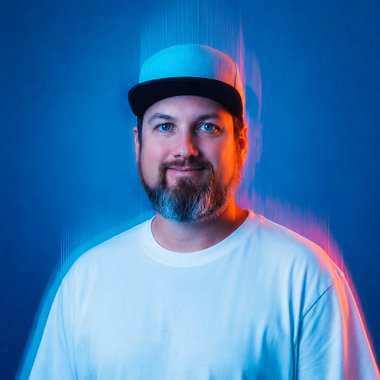 Daniel P. - Freelance Web Designer