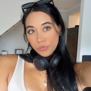 Alyanna S. - Freelance Digital Marketer