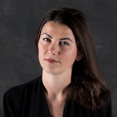 Raffaella R. - Freelance Brand Designer