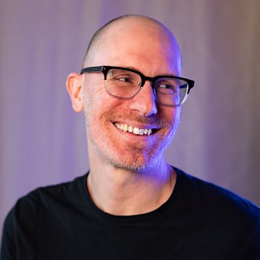 Bob C. - Freelance Graphic Designer
