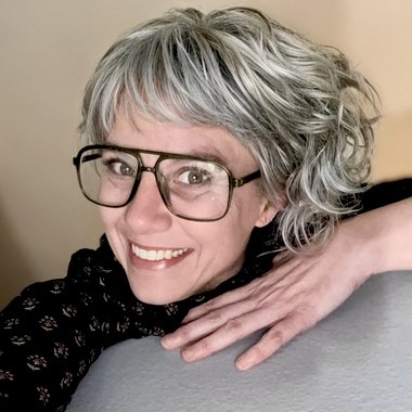 Tracy R. - Freelance Brand Strategist