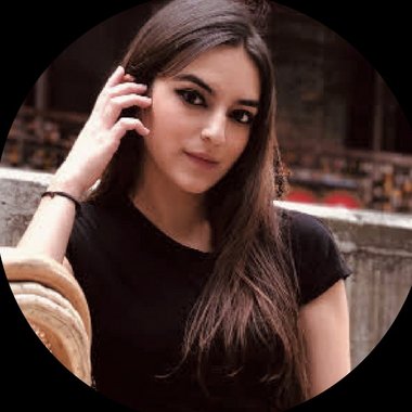 Lorena M. - Freelance Social Media Manager