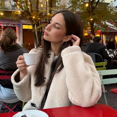 Yevheniia S. - Freelance Social Media Manager