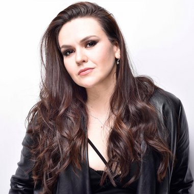 Annelie M. - Freelance Voiceover Artist