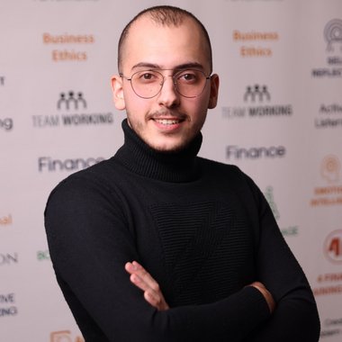 Raydan H. - Freelance Web Developer