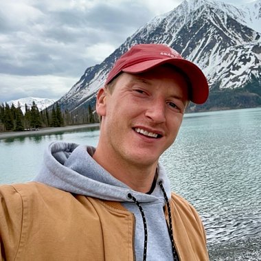 Jeremy F. - Freelance Community Manager