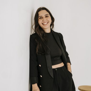 Raquel R. - Freelance Presentation Designer