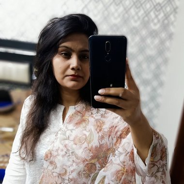 Javeria K. - Freelance Brand Strategist