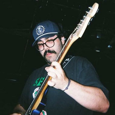 Esteban M. - Freelance Musician