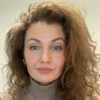 Tetiana H. - Freelance Camera Operator