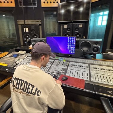 Atakan T. - Freelance Musician