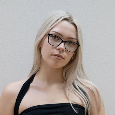 Kristiāna R. - Freelance Voiceover Artist