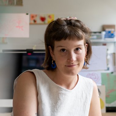 Anna S. - Freelance Writer