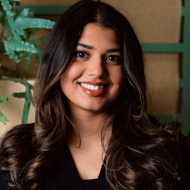 Yasmin M. - Freelance Community Manager