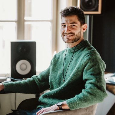 Milen M. - Freelance Mixing Engineer