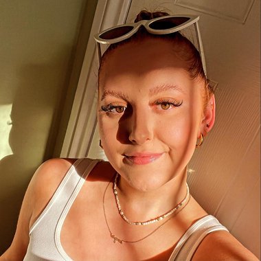 Elisha A. - Freelance Influencer Marketing Manager