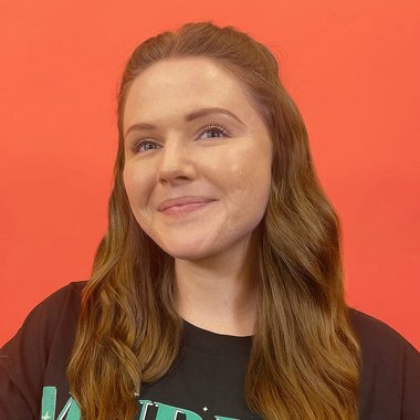 Georgia W. - Freelance Pitch Deck Designer