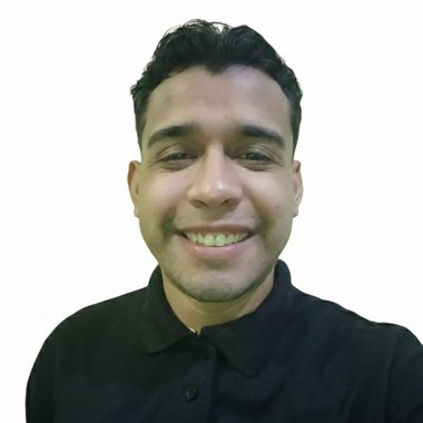 Angel G. - Freelance Community Manager