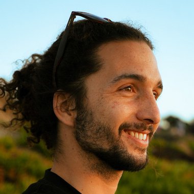 Miguel S. - Freelance Designer