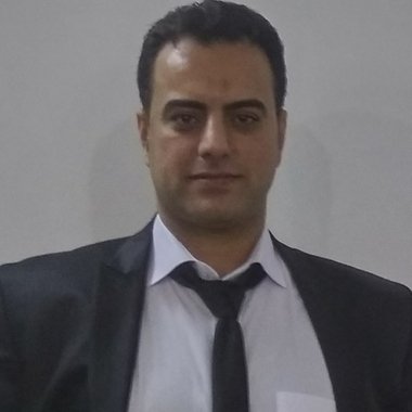 Amir - Freelance Graphic Designer