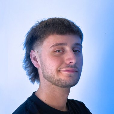 Victor L. - Freelance 3d Designer