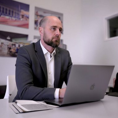 Wayne M. - Freelance Videographer