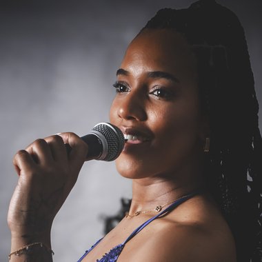 Magela S. - Freelance Singer