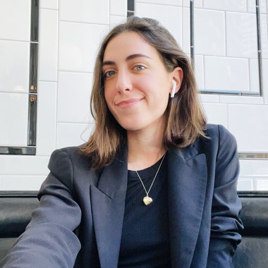 Eliane A. - Freelance Product Marketer