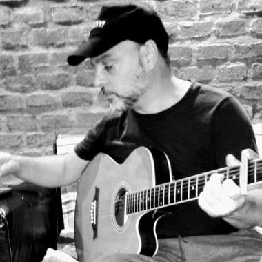 PABLO F. - Freelance Guitarist