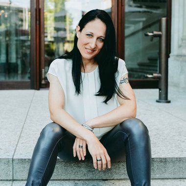 Debora L. - Freelance Vocalist