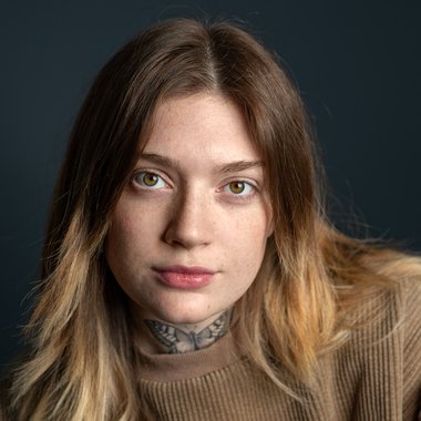 Lucydearing_ - Freelance Packaging Designer