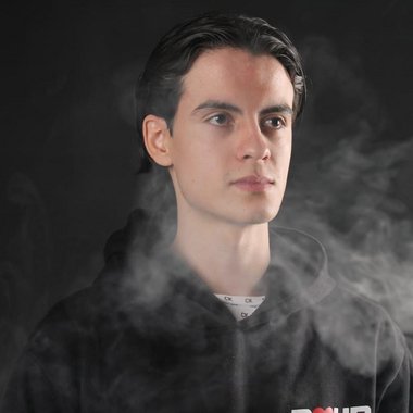julianmaloromero2906 - Freelance Graphic Designer