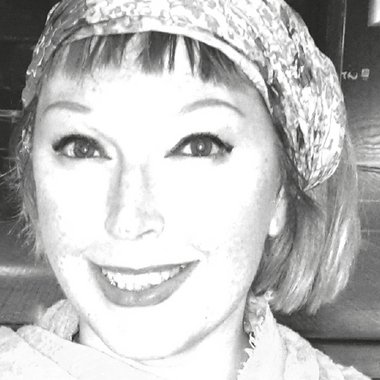 Marie-Anne C. - Freelance Graphic Designer