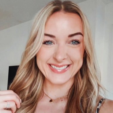 Emily T. - Freelance Motion Graphic Designer