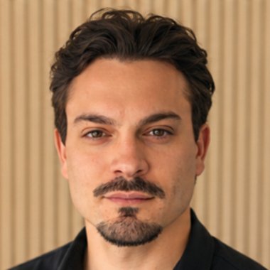 Marco B. - Freelance Data Analyst